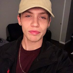 Meet your Posher, Jake